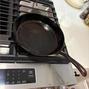 Vintage Wagner Solid Cast Iron Skillet Labeled Rare 10in